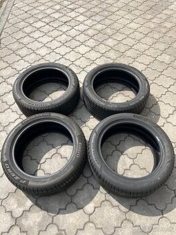 Pirelli 245/45R18