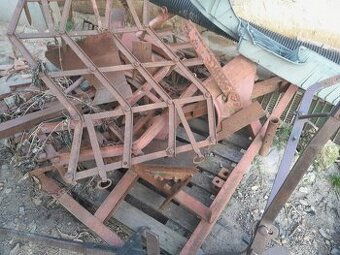 Štvorák pluh za malotraktor, kubota, Iseki, Yanmar
