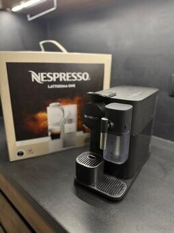 Nespresso Lattissima One Shadow Black kávovar