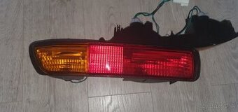 Predam nove zadne svetla na Pajero 3