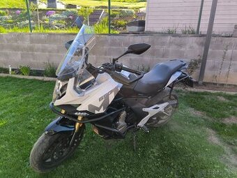 Cf moto 650mt