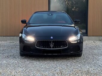 Maserati Ghibli S Q4 B&W 2017