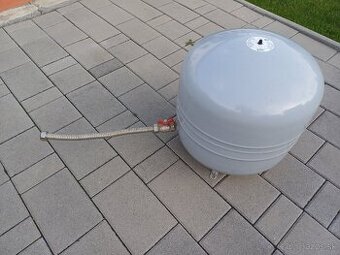 Expanzná nádoba 80l