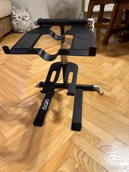 UDG stojan pod laptop