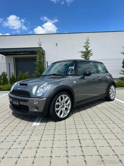 Mini Cooper S 2004 xenony Klima benzin
