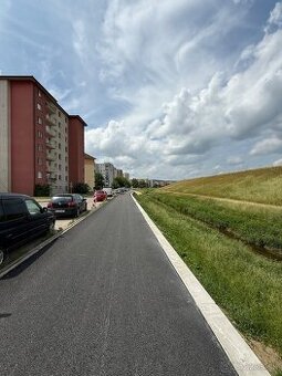 Na predaj 2+1 izbový byt, Sihoť - Armádna ul.Trenčín, balkón