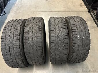 Michelin Agilis 215/60 R17C