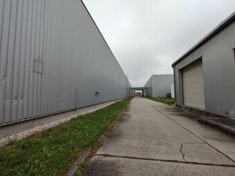 8.273m2 skladovo-výrobná hala s možnosťou administratívy na