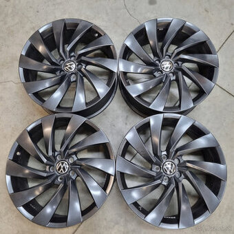 Hliníkové Volkswagen disky 5x112 R20 8J ET40