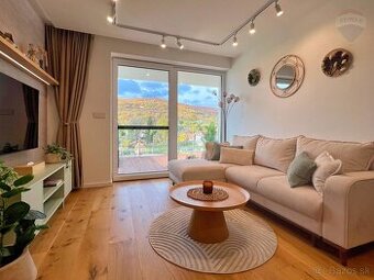 Prenájom exkluzívneho 2 izbového bytu s veľkou terasou, záhr