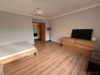 Byt v centre mesta na Jesenského ulici.