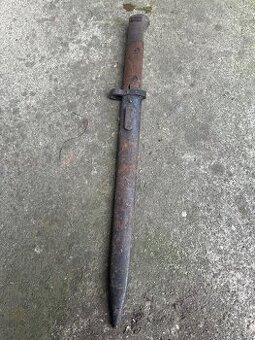 Bodák na zbraň s púzdrom