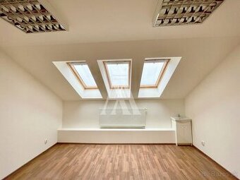 MENŠIA KANCELÁRIA NA PRENÁJOM, MOYZESOVA, KOŠICE CENTRUM