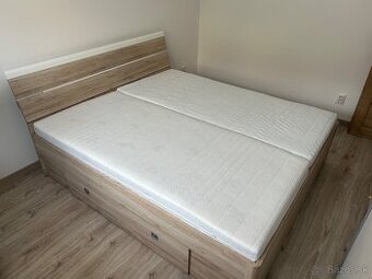 Posteľ s úložným priestorom 180x200cm