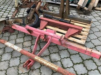 Svetlá a odrazové sklíčka na príves traktor vlečku