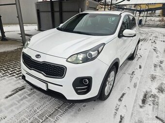 Kia Sportage 1.7CRDi 115KM Navi Kamera biela perla