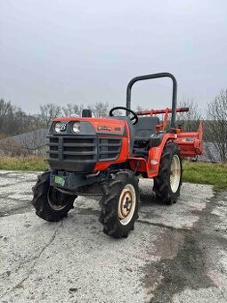 japonský malotraktor KUBOTA GB15 s rotavátorom