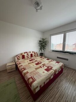 Manželská výklopná posteľ