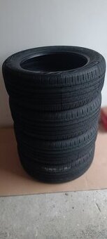 Continental Ecocontact 6 215/55/R 17 V