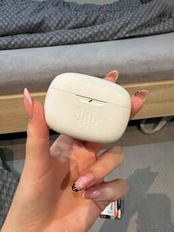 JBL wave beam sluchadlá