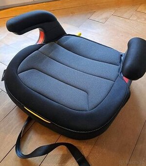 Peg-Pérego podsedák