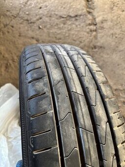 Hankook 185/60 R15 letné pneumatiky