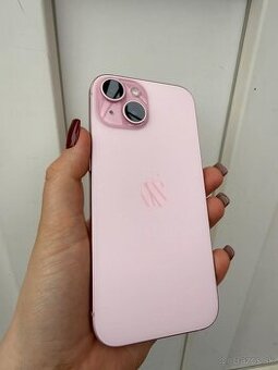 Predam iPhone 15 v záruke