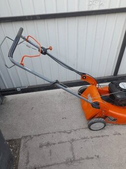 Husqvarna benzinova kosacks