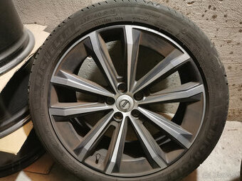 Volvo S90 / V90 - orig. 19" alu disky s letnými pneu