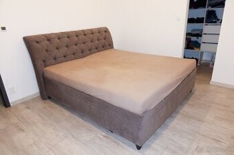 Manželská čalúnená posteľ 180×200 + matrace