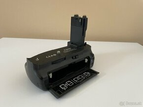 Battery grip BG - E7