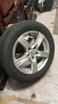 Predam letne kolesa R16 na Seat Alhambra