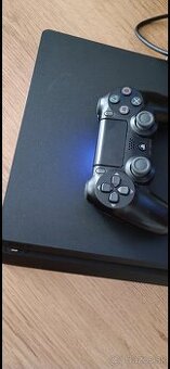 PS4 slim