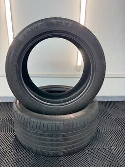 Continental 295/40R21