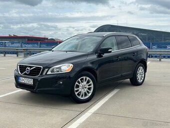 Volvo XC60 D5 2,4 AWD 151kw Summum