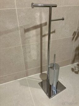 Stojan na toaletný papier s WC kefou