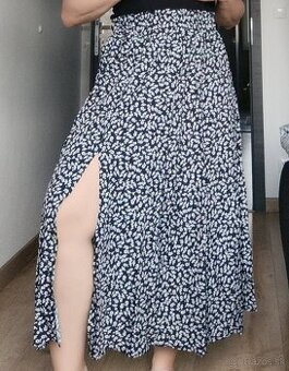 Letna maxisukna