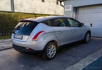 Lancia Delta 1.6 JTD kup. v SR