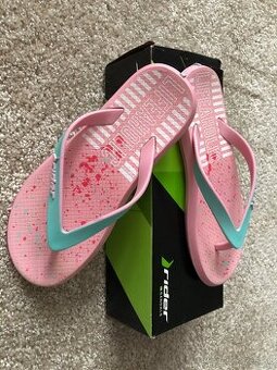 Dievčenské flip-flop, veľkosť 31