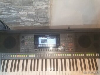 Yamaha PSR S970