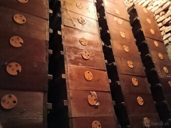 Predám včelárene potreby