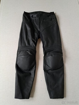 Kožené moto nohavice