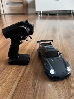 Autíčko na diaľkové ovládanie elektrické nové zabalené