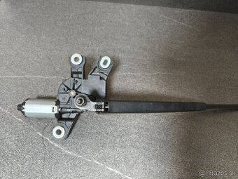 Motorcek zadneho stieraca