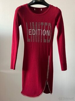 Pletené bordové minišaty