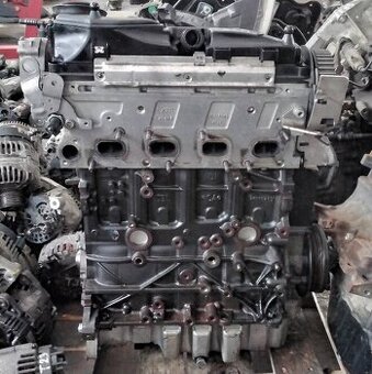 MOTOR CFF Volkswagen Passat B7 2.0 TDI Golf VII Škoda Superb