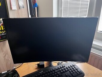 Zakrivený herný monitor SAMSUNG