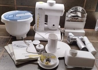 Predám kuchynský robot.