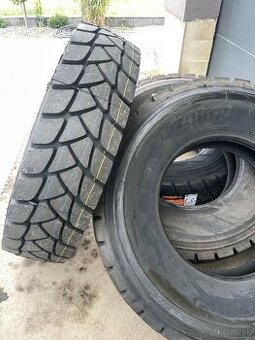 Nakladne pneu 315,295/80/22,5