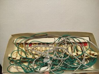 Staré sviečky na stromček nefunkčné